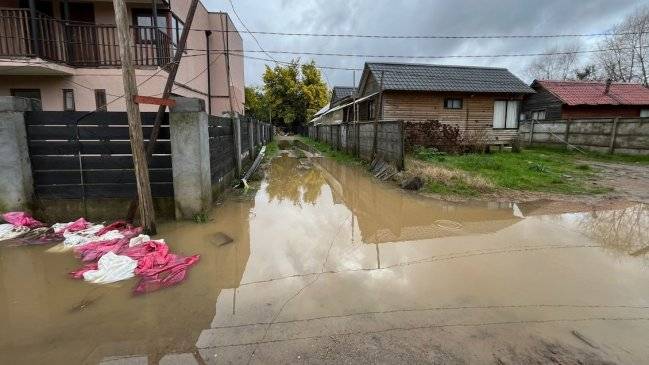 Sistema frontal: Casi 500 viviendas afectadas y miles de clientes sin luz