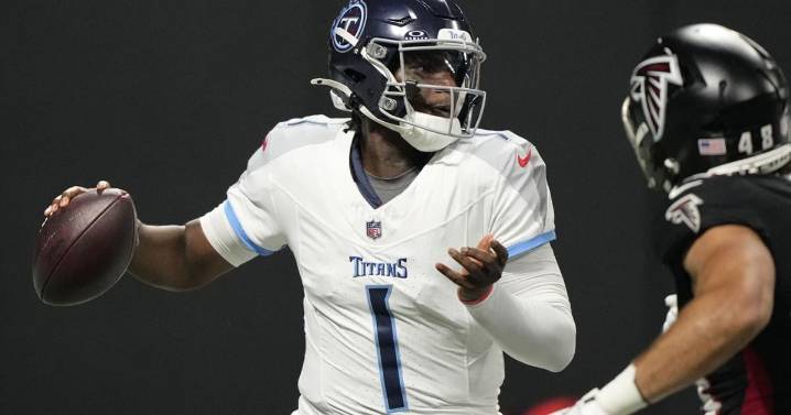 Brooks scores on interception return as Ward has mixed results in Titans' 23
