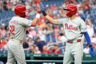 Kyle Schwarber’s 43rd homer sends Phillies to 6-2 win over Nats. Closer Duran injured in 9th