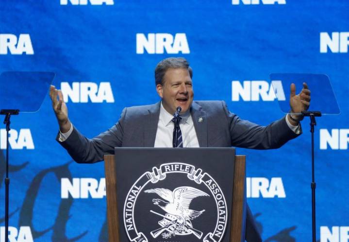 Former New Hampshire governor to head US airline lobbying group