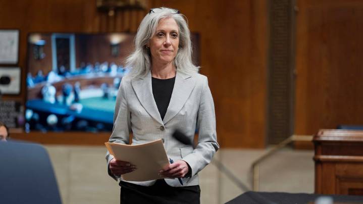 Democratic lawmakers condemn CDC director firing