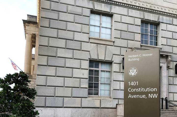 Does 'Free' Law Firm Work for Trump Raise Legal Concerns? An Obscure Federal Statute Offers Guidance