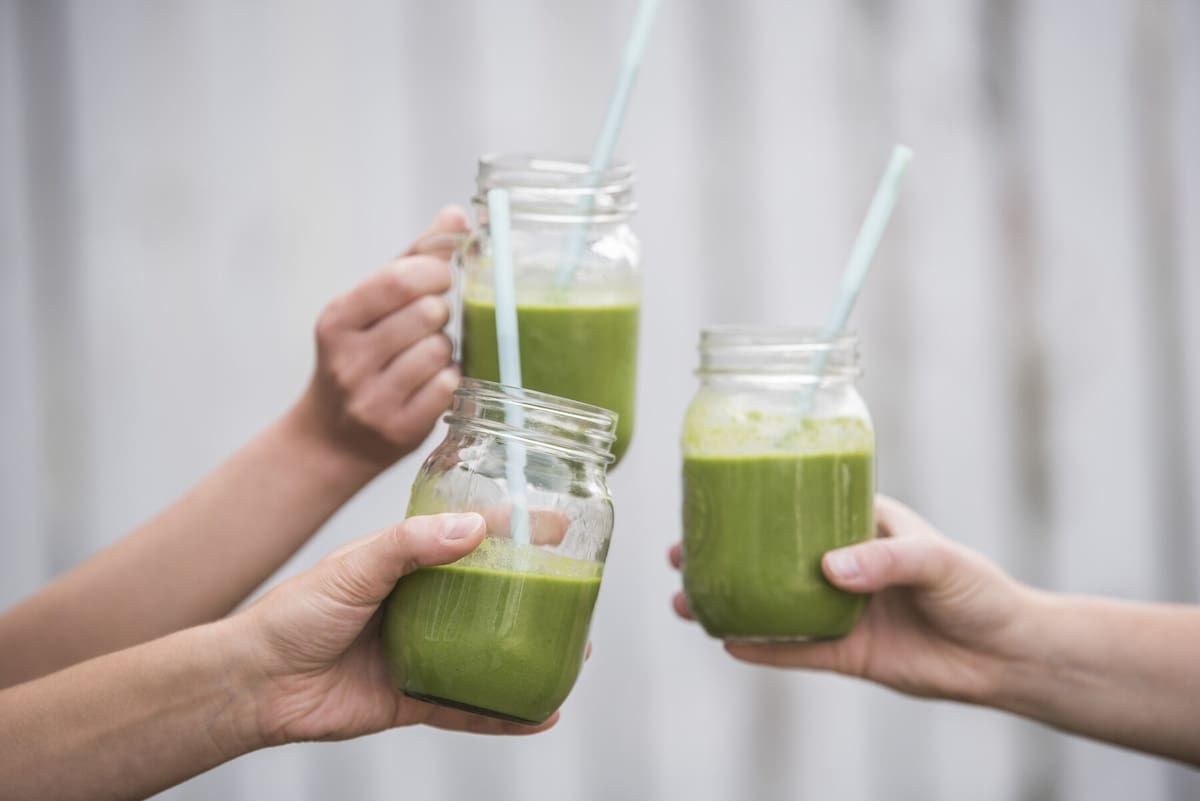 Es verde. El batido de la actriz Reese Witherspoon, una inyección de antioxidantes y nutrientes