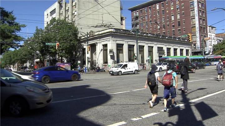 Vancouver police arrest one after Downtown Eastside stabbing