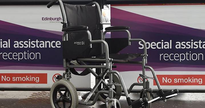 Airport workers to strike in dispute over ‘poverty pay offer’