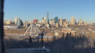 Edmonton mayoral candidates find ways to connect with voters