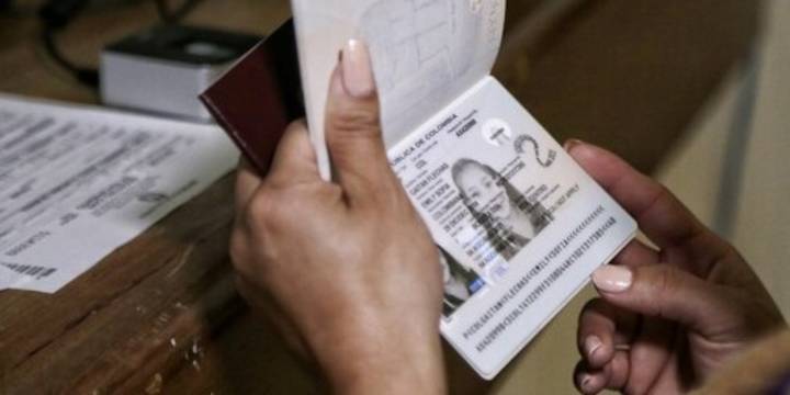 El nuevo fracaso del Gobierno Petro para tomar control de la expedición de pasaportes: estas son las cartas que le quedan
