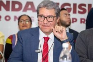 Ricardo Monreal alista estrategia legislativa con Morena rumbo al segundo año de sesiones en San Lázaro
