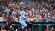 Kyle Schwarber hits 4 HRs, has Phillies