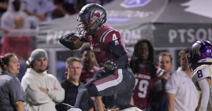 Here are 10 New Orleans area wide receivers to watch this high school football season