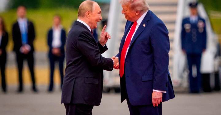 ¿Trump se arrugó en Alaska?: renunció a un alto el fuego en Ucrania tras cumbre con Putin