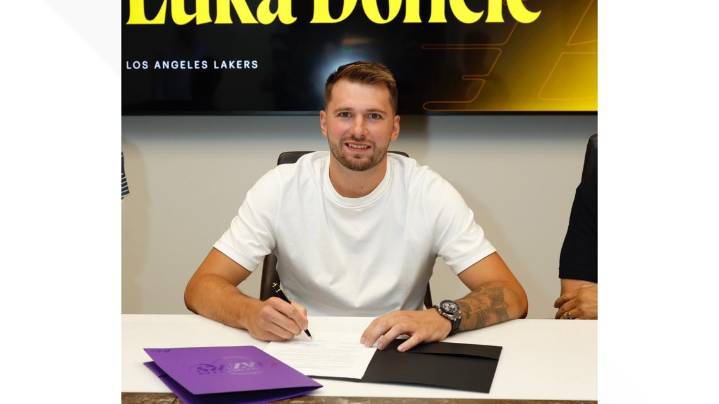 Former Maverick Luka Doncic signs contract extension with Los Angeles Lakers