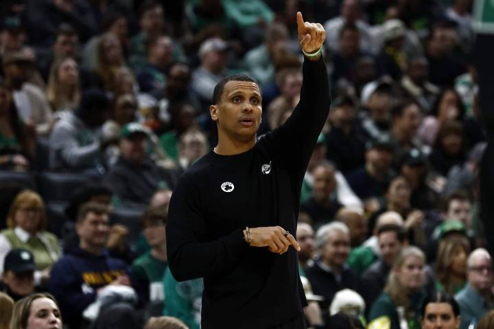 Joe Mazzulla reaches contract extension to remain Celtics coach