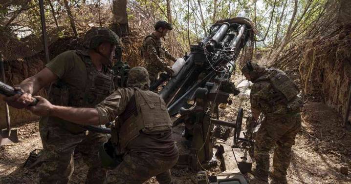 Ukrainian troops have little hope for peace as Trump's deadline for Russia arrives
