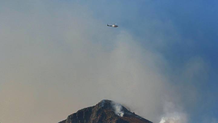 León, más cerca de estabilizar los incendios, pero advierten: “Suben las temperaturas y se anuncian vientos cambiantes”