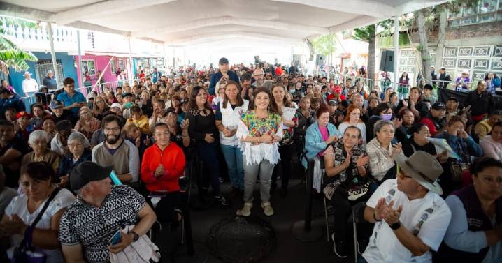 Gobierno CDMX entrega apoyos de emergencia por lluvias en alcaldía Venustiano Carranza