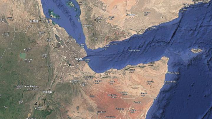 Mueren 68 migrantes y decenas siguen desaparecidos tras naufragar su embarcación por las tormentas en Yemen