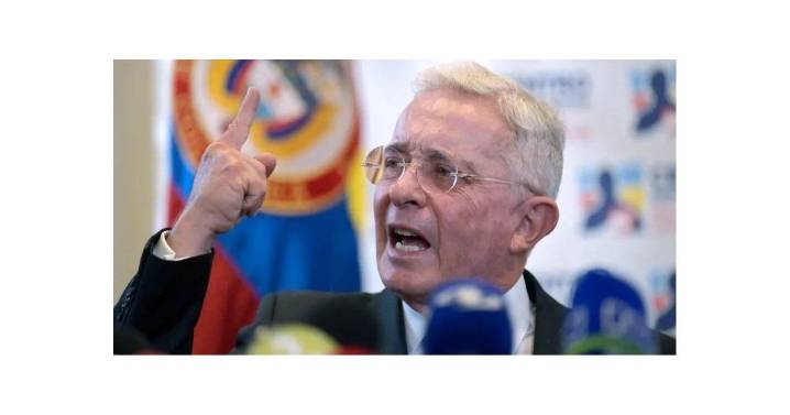 Tribunal colombiano ordena libertad inmediata de Álvaro Uribe mientras se dirime apelación