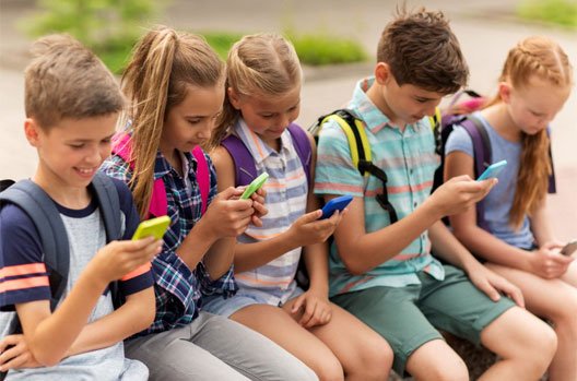 Texas aprueba una ley que restringe el uso de celulares en las escuelas públicas