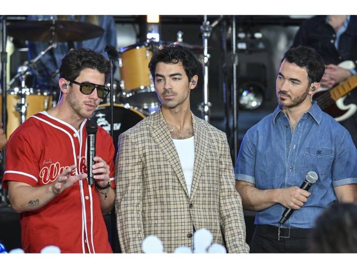 The Jonas Brothers know what their audience wants