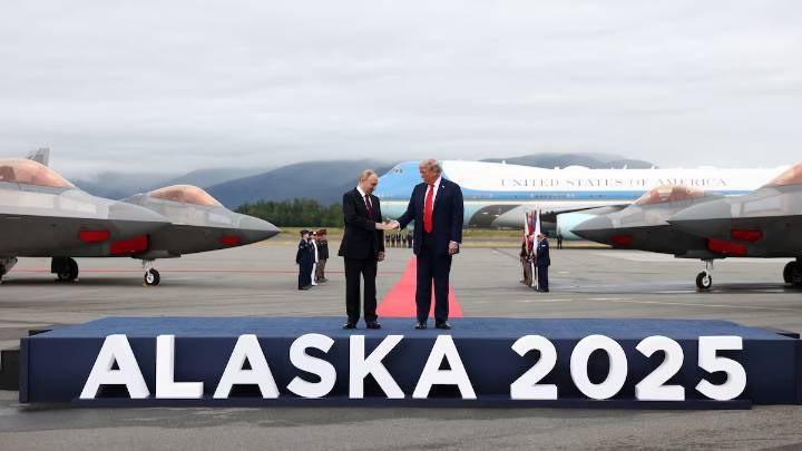 Califican de «constructivas» y «útiles»las negociaciones entre Putin y Trump