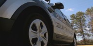 1 dead after crashing into tree in Oldham County