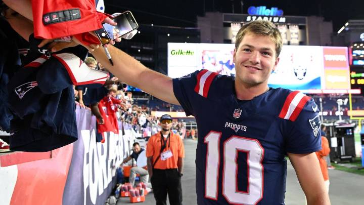 Curran: Expectations for Patriots have gotten out of whack