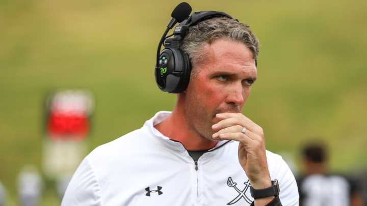 Sherwood, Benton helping Randall's new o-line prepare for 2025 season