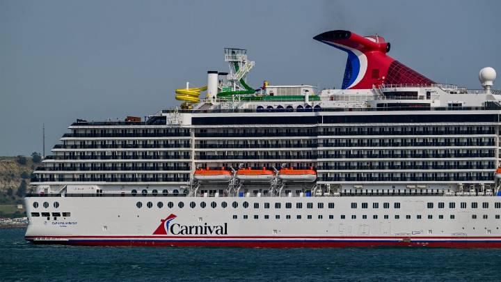 2 American Carnival Cruise passengers drown in separate incidents