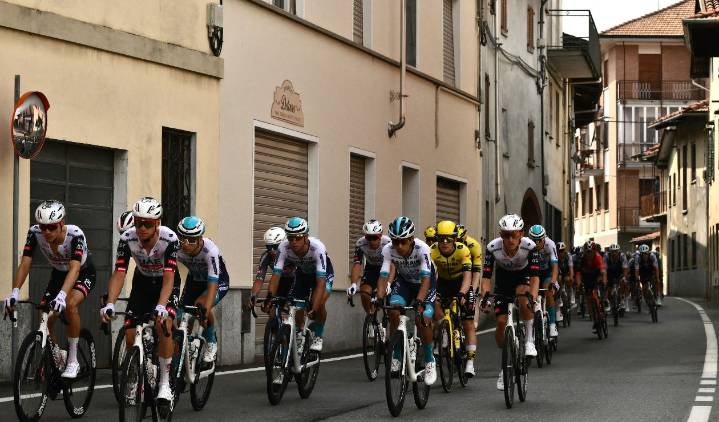 Vuelta a España 2025 EN VIVO etapa 2: Primer día con final en alto
