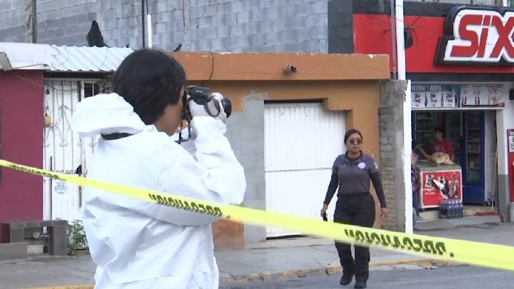 Peluquero es hallado muerto en su casa en colonia Los Ángeles, Saltillo; horas antes les había cortado el cabello a vecinos