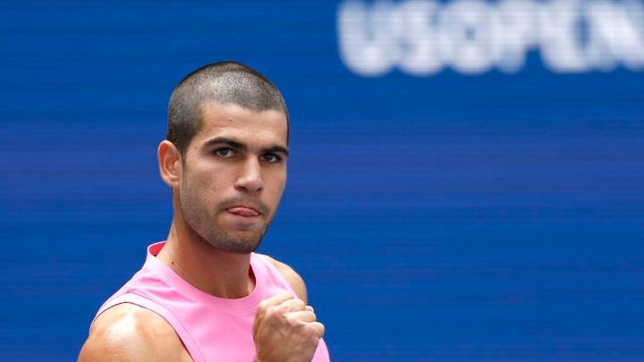 Alcaraz aplasta a Darderi y ya está en octavos: "Estoy intentando coger el ritmo de Nueva York"