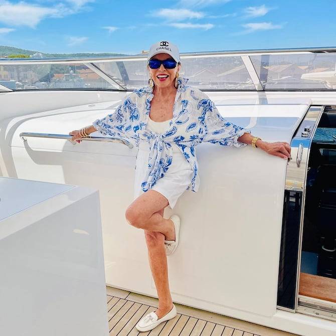 No podrás creer como luce Joan Collins en traje de baño a sus 92 años: “relajada en el sur de Francia con un calor de 32°”