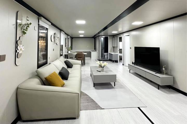 This Amazon Tiny House Packs Tons Into 400 Square Feet