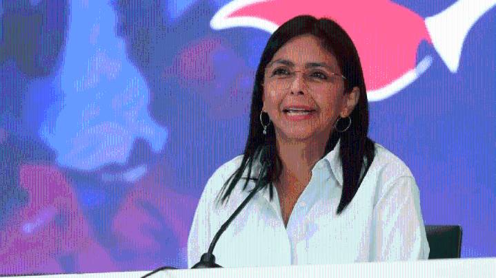 La vicepresidenta Delcy Rodríguez: A pesar del bloqueo el pueblo organizado garantiza bienes y servicios