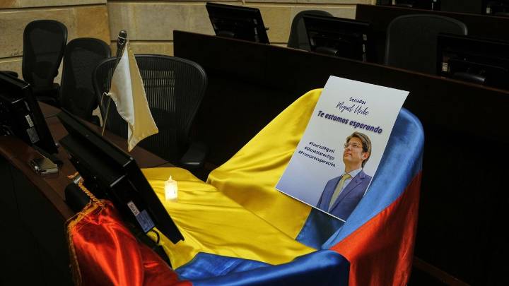 A Colombian senator shot in June falls back into critical condition after hemorrhaging