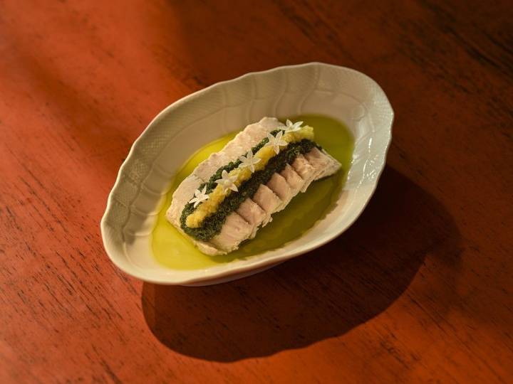 Recipe: Hu Jing-style poached chicken