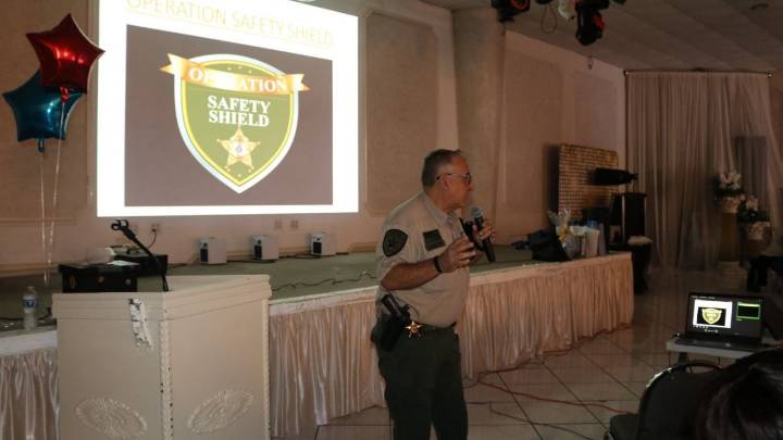 Condado de Webb: ofrecen plática para saber cómo actuar en caso de estar ante un tirador activo