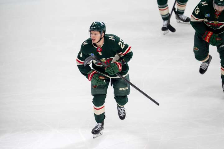 Minnesota Wild Sign Key RFA Forward