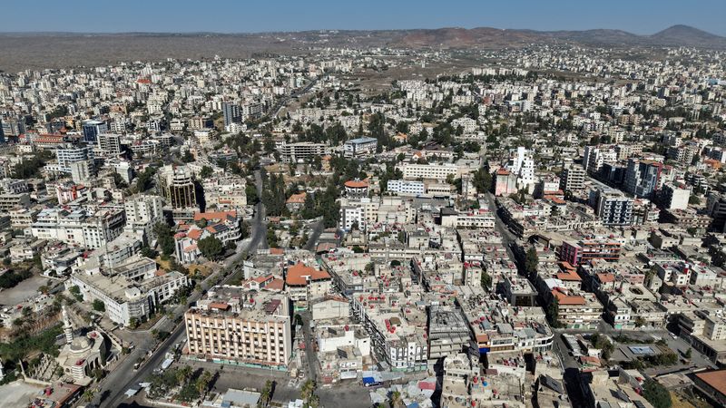 War crimes likely committed by both sides in Syria sectarian violence, UN commission says
