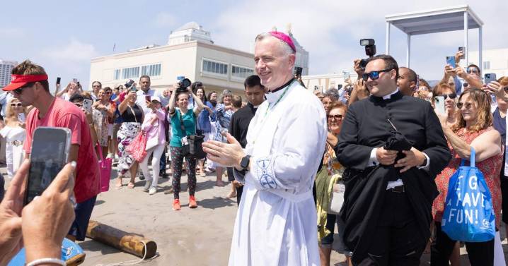 Bishop Williams officiates annual Wedding of the Sea in first Atlantic City visit