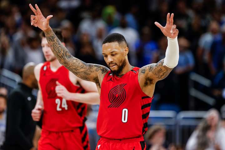 Hurricanes owner Tom Dundon strikes tentative deal to buy the Portland Trail Blazers