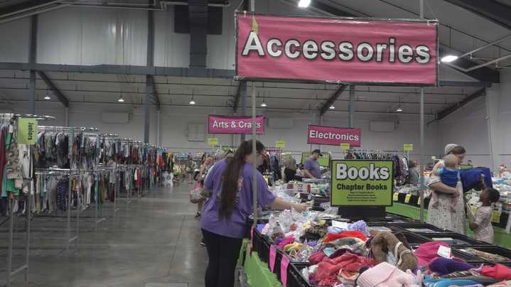 Parents find back-to-school bargains at annual Central Georgia consignment sale