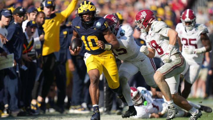 College Football Is a Fun, Glorious Mess. These 7 Changes Would Make It Even Better.