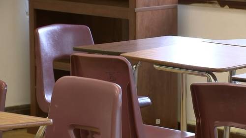 What to know about back-to-school anxiety in kids as Chicago Public Schools students return to class
