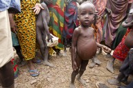 Save the Children: Comida terapéutica para niños, casi agotada en cuatro países africanos