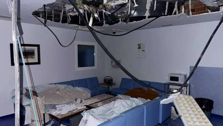 La petición de los enfermeros tras caer un techo en el Hospital de Albacete