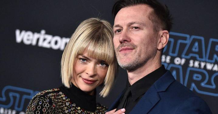 Jaime King Ordered To Reveal Finances After Owing $100K To Ex’s Lawyers