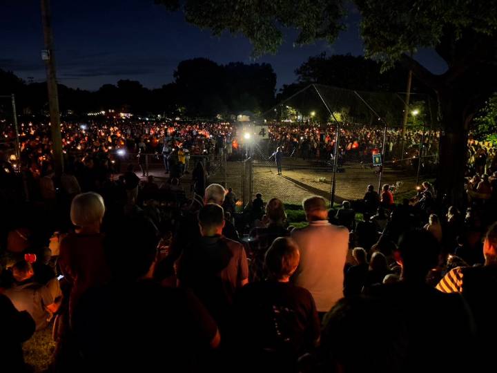Vigilias por víctimas en Minneapolis.