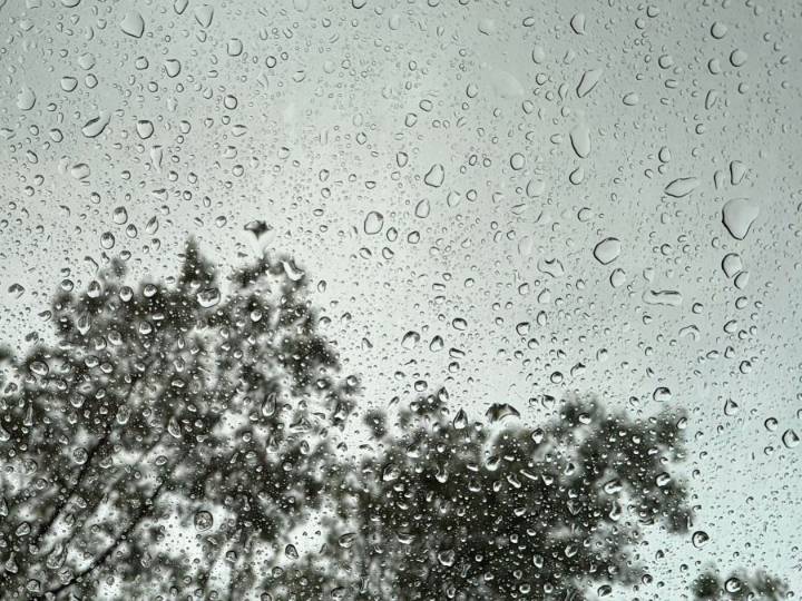 Summer rain, fall-like temps return to Portland area Wednesday
